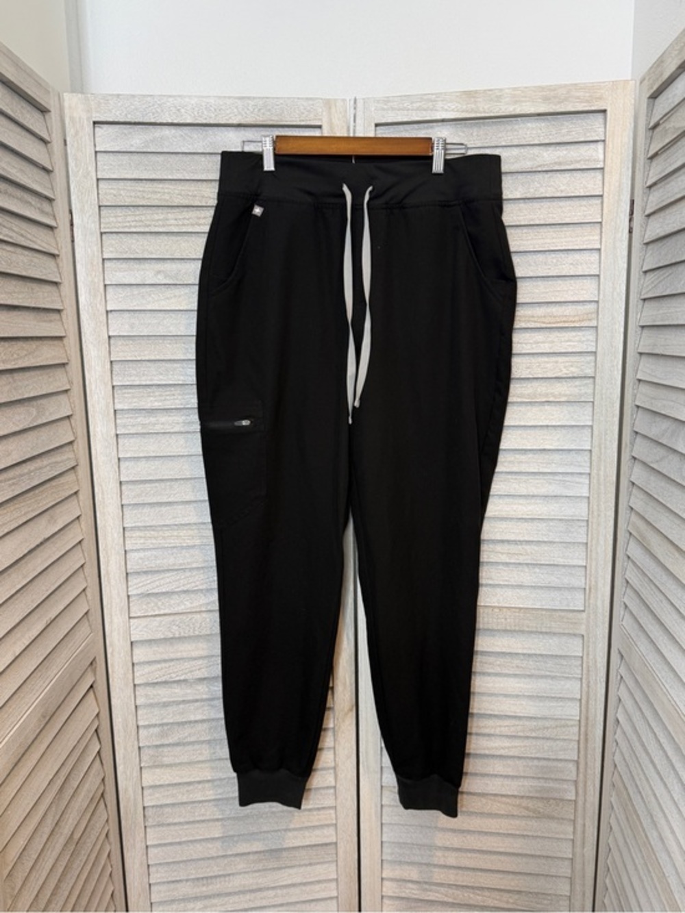 Figs Zamora Black Scrub Joggers Women’s Size L